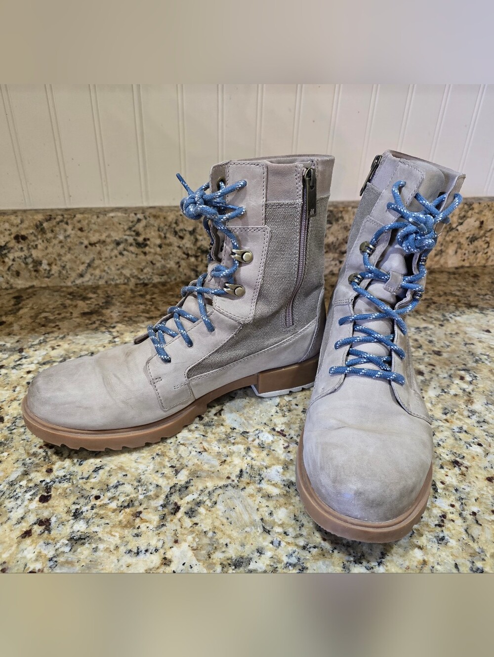 Sorel Women's Emelie Lace II Waterproof Boots, Size 10 M Khaki Hiking